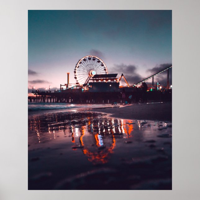 Ferris wheel during golden hour poster (Front)