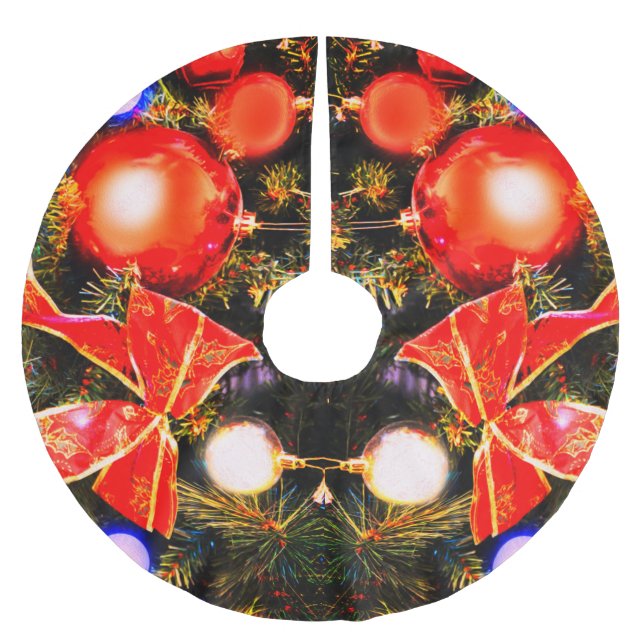 Festive bows and baubles brushed polyester tree skirt (Front)