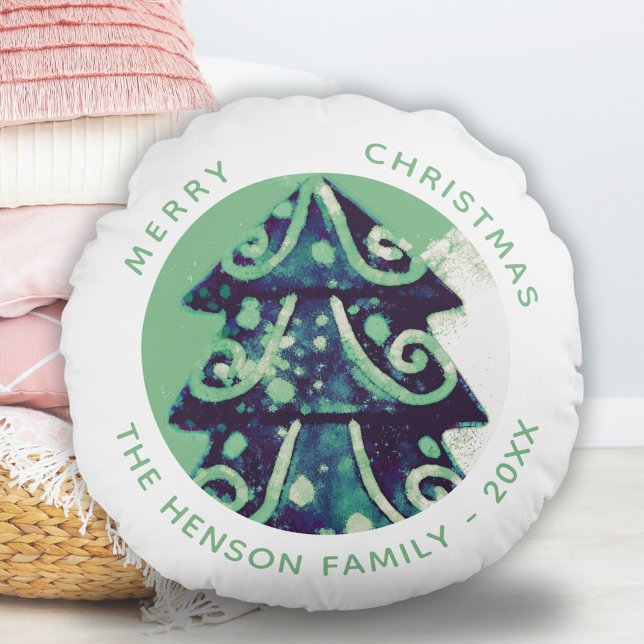 Festive Green Christmas Tree Family Holidays Round Cushion (Creator Uploaded)