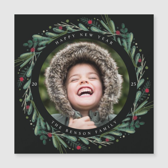 Festive New Year Wreath Leaves Berries Magnet (Front)