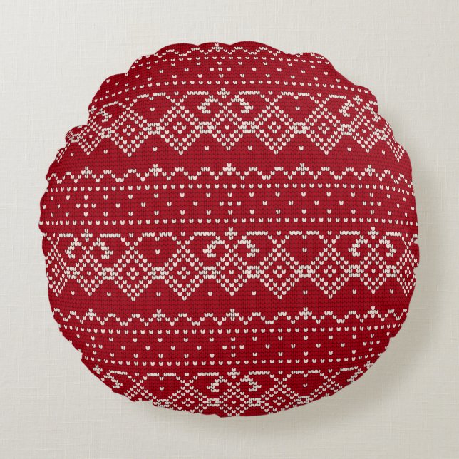 Festive Red and White Scandinavian Knit Pattern  Round Cushion (Front)