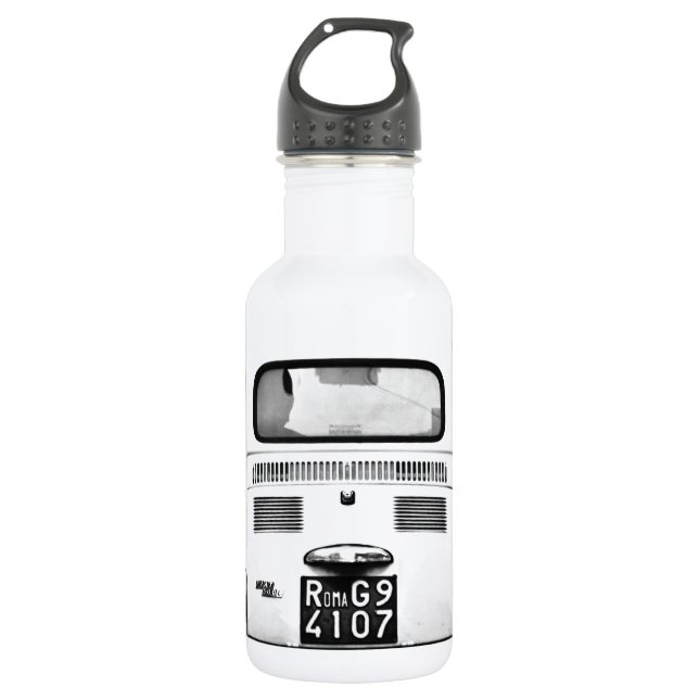 Fiat 500 in Rome, Italy. 532 Ml Water Bottle (Front)