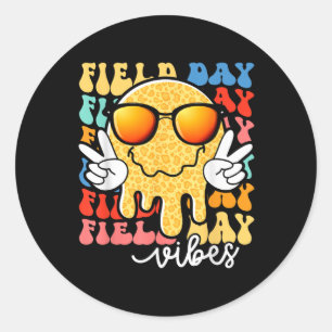 Field Day Vibes Smile Face Teacher Kids Happy Fiel Classic Round Sticker