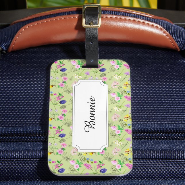 Field flowers in watercolour on green luggage tag (Front Insitu 2)