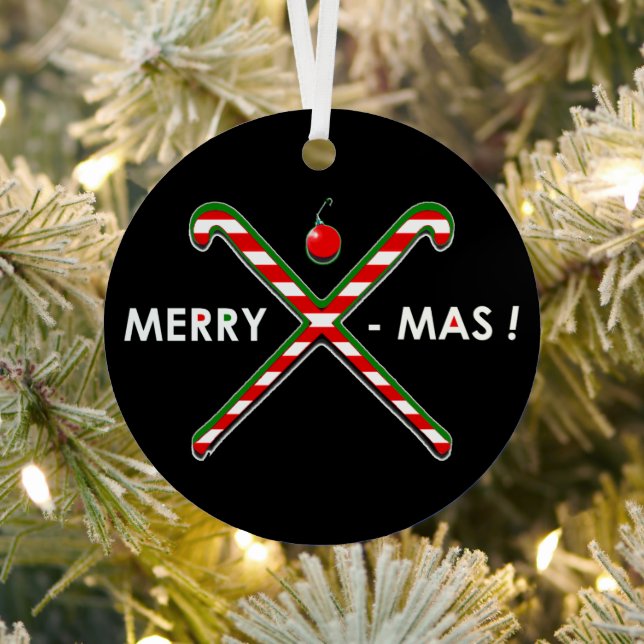 Field Hockey Holiday Gift Metal Tree Decoration (Insitu)