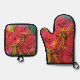 Field of Poppies Oven Mitt and Pot Holder Set