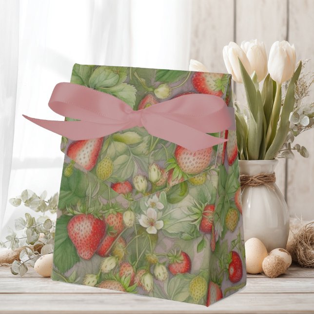 field of ripe, red strawberries favour box (Creator Uploaded)