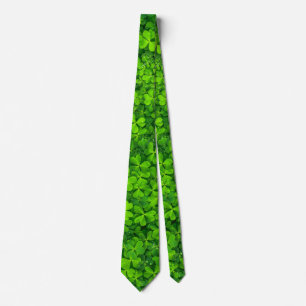 Field of Shamrocks Tie