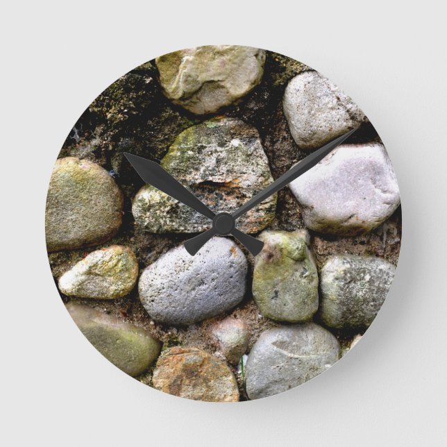 Field Stone, rocks, distressed stone, rustic stone Round Clock (Front)