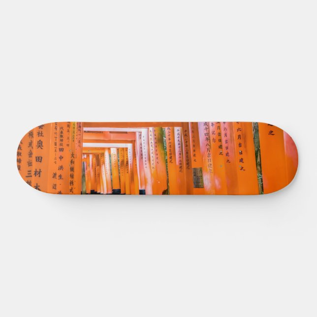 Fifty shades of orange - Senbon Torii, Kyoto Skateboard (Horz)