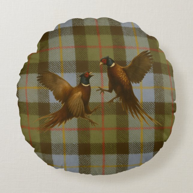 Fighting Pheasants on tweed / tartan background  Round Cushion (Front)