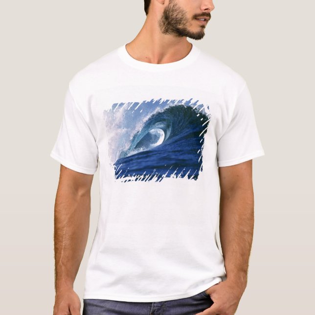 Fiji Islands, Tavarua, Cloudbreak. A wave T-Shirt (Front)