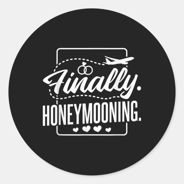 Finally Honeymooning, Newlywed Couple And Honeymoo Classic Round Sticker (Front)