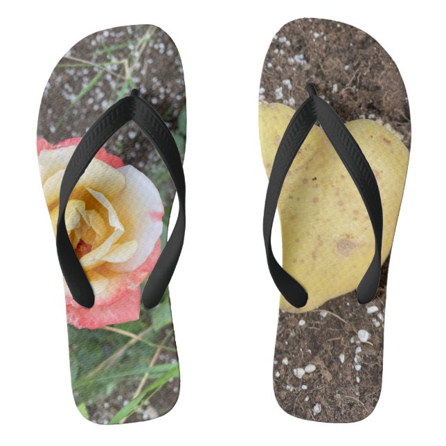 Finca Garden Heart & Rose Flip-Flops Flip Flops (Footbed)