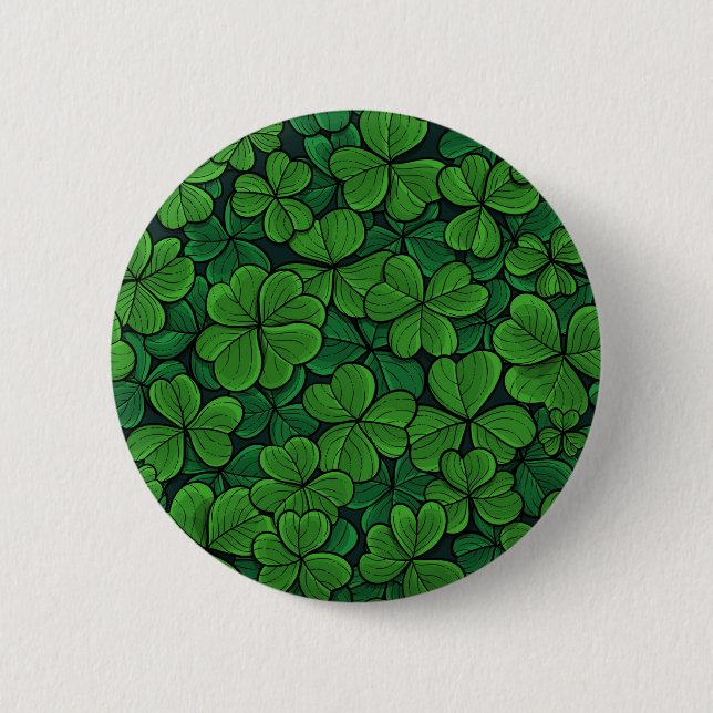 Find the lucky clover 2 6 cm round badge (Front)