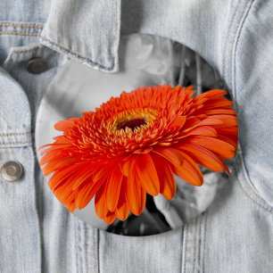 Fire on petals 6 cm round badge