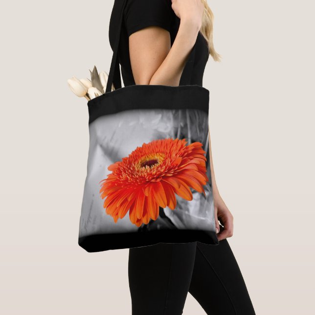 Fire on petals tote bag (Close Up)