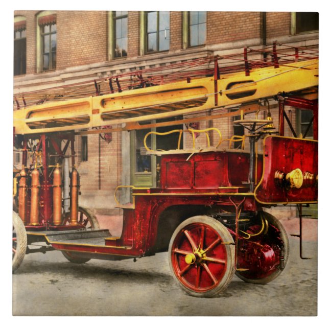 Fire Truck - An electric ladder truck 1907 Tile (Front)