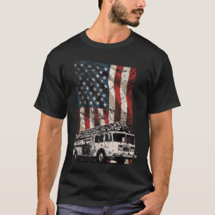 Firefighter American Flag Patriotic Fire Truck  T-Shirt
