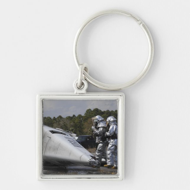 Firefighters respond to the scene key ring (Front)
