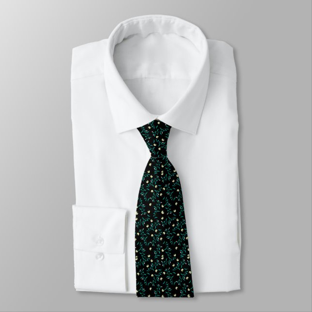 Firefly Pattern Tie (Tied)