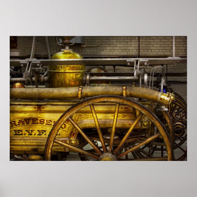 Fireman - Piano Engine - 1855 Poster (Front)
