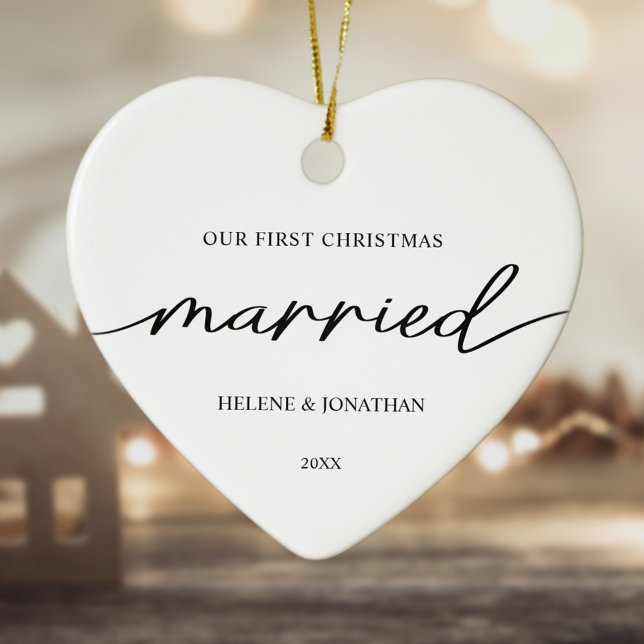 First Christmas Married Couple Minimal Elegant Ceramic Tree Decoration (First Christmas Married Couple Minimal Elegant Ceramic Ornament)