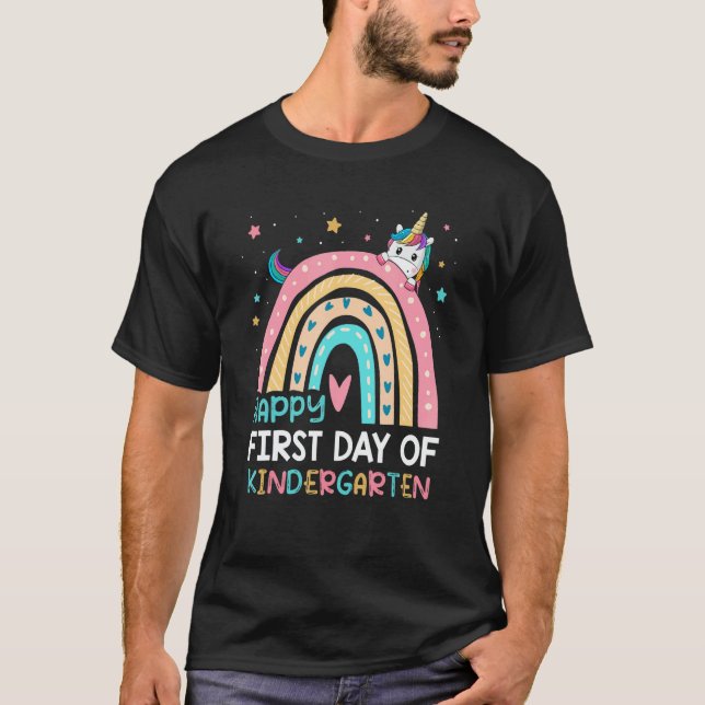 First Day Of Kindergarten Back To School Rainbow U T-Shirt (Front)