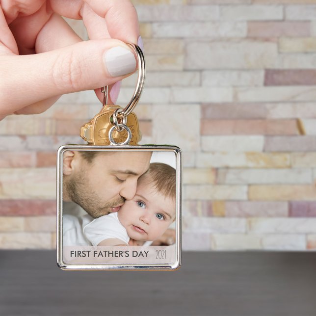 First Fathers Day 2026 Custom Dad and Baby Photo Key Ring (Creator Uploaded)