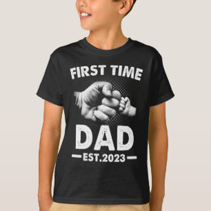First Time Dad New Daddy Est 2023 Funny Fathers T-Shirt