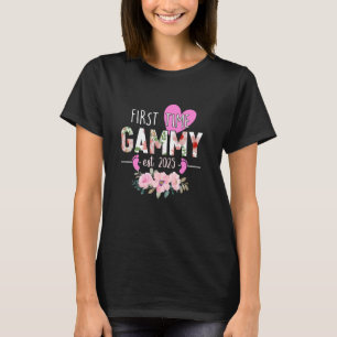 First Time Gammy Est. 2025 Promoted To New Grandma T-Shirt