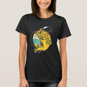 Fish Bass Fisherman Retro Vintage Sunset Freshwate T-Shirt