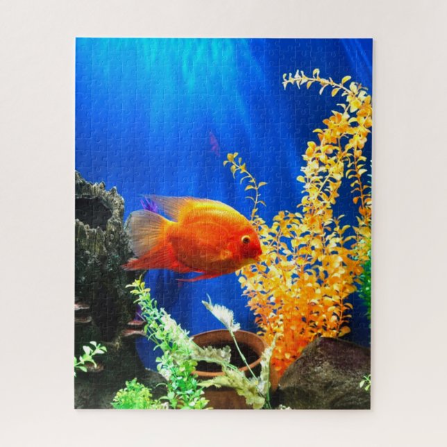Fish tank aquarium jigsaw puzzle (Vertical)