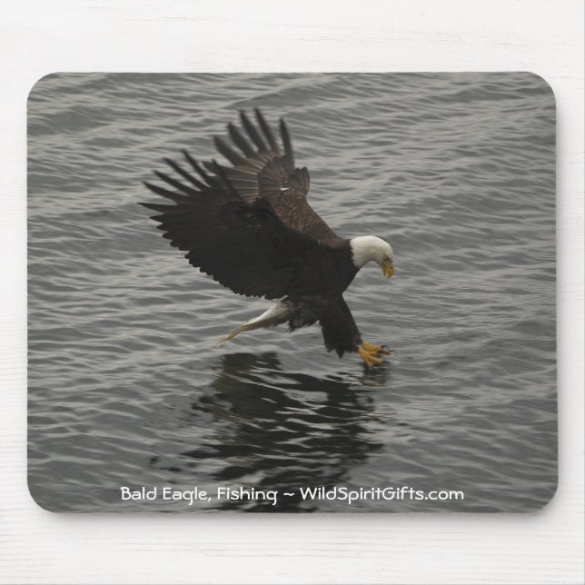 Fishing Bald Eagle Gift Set Mouse Mat (Front)