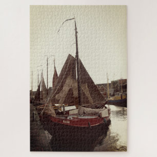 Fishing boat in Harbor Jigsaw Puzzle