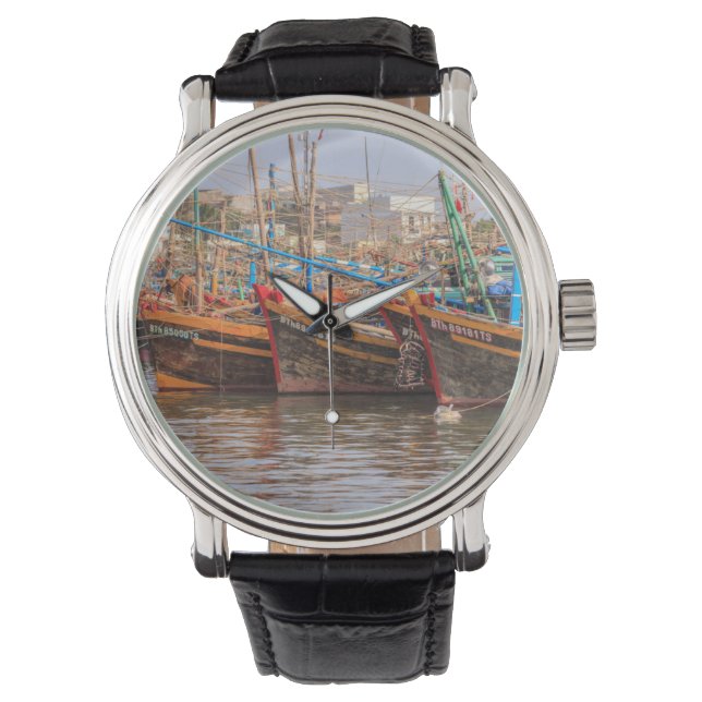 Fishing fleet watch (Front)