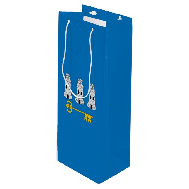 Flag of Havana, Cuba Wine Gift Bag (Front Angled)