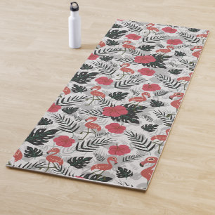 Flamingo seamless pattern with floral background yoga mat