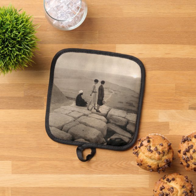 Flapper Girls Sunrise Khufu Pyramid, Egypt 1920  Pot Holder (Top Down)