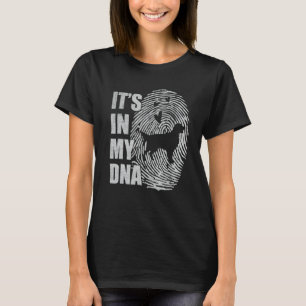 Flat Coated Retriever DNA Dog Mom Dad Dog T-Shirt