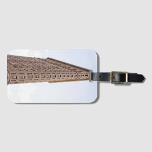 Flatiron building luggage tag