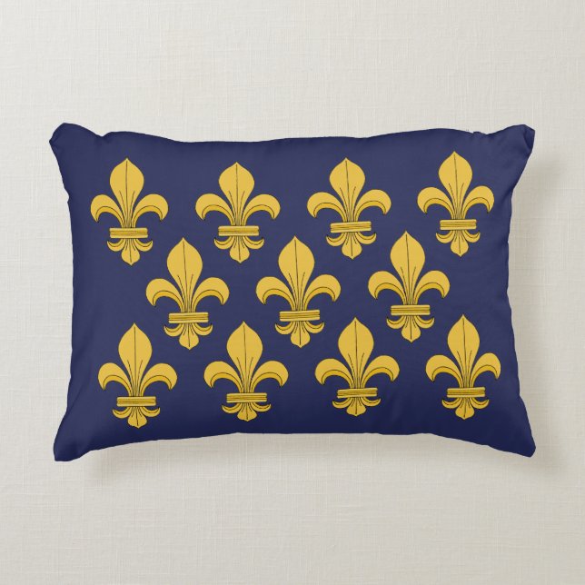 Fleur-de-lis Decorative Cushion (Front)