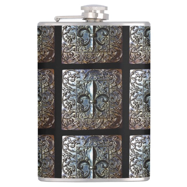 FLEUR DE LIS DESIGNER HIP FLASK (Front)
