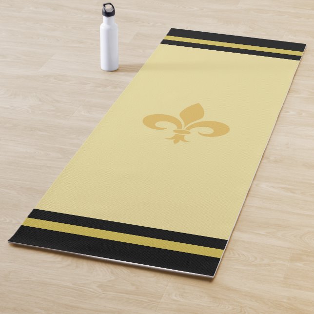 Fleur de Lis on Champagne Beige Yoga Mat (In Situ)