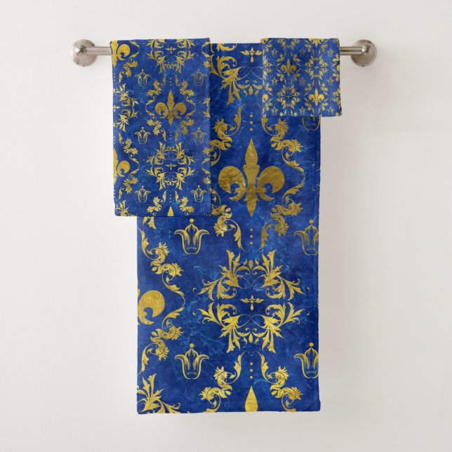 Fleur-de-lis pattern blue marble and gold bath towel set (Insitu)