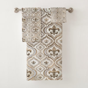 Fleur-de-lis pattern pearl and gold bath towel set