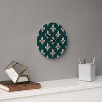 Fleur de Lis Pattern, Royal French Cream on Green
