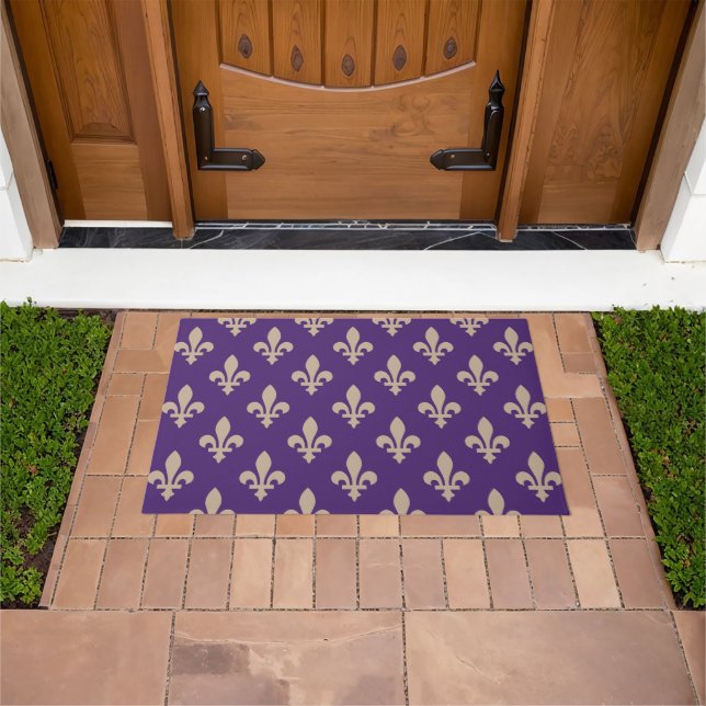 Fleur de Lis Pattern, Royal French Cream on Purple Doormat (Outdoor)