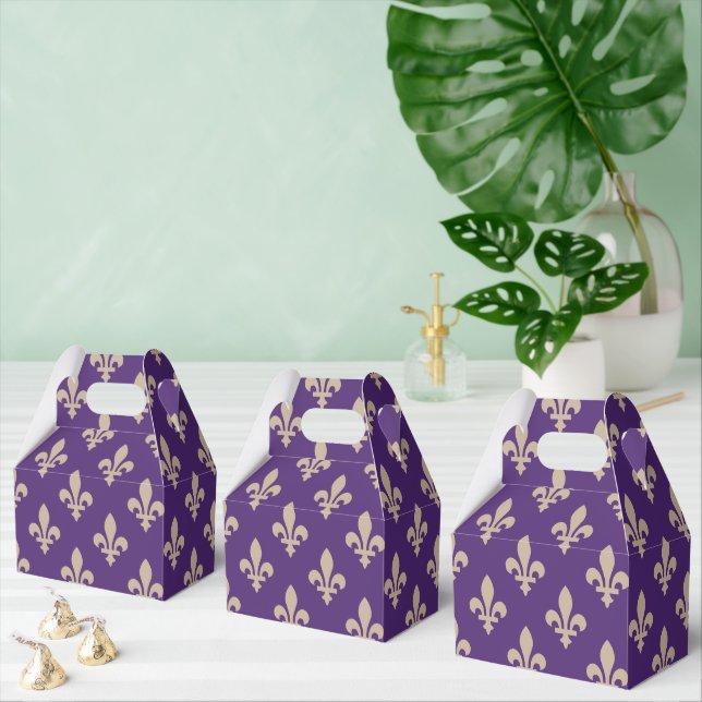 Fleur de Lis Pattern, Royal French Cream on Purple Favour Box (Multiple)