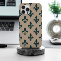 Fleur de Lis Pattern, Royal French Green on Cream